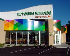 Between Rounds Bakery Sandwich Cafe a franchise opportunity from Franchise Genius