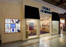 Merle Norman Cosmetics a franchise opportunity from Franchise Genius
