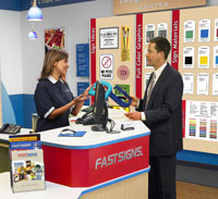 Fastsigns a franchise opportunity from Franchise Genius