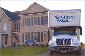 Two Guys and a Truck a franchise opportunity from Franchise Genius