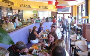 Camille's Sidewalk Cafe a franchise opportunity from Franchise Genius