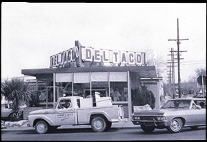 Del Taco a franchise opportunity from Franchise Genius