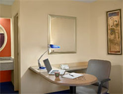 Red Roof Inns a franchise opportunity from Franchise Genius